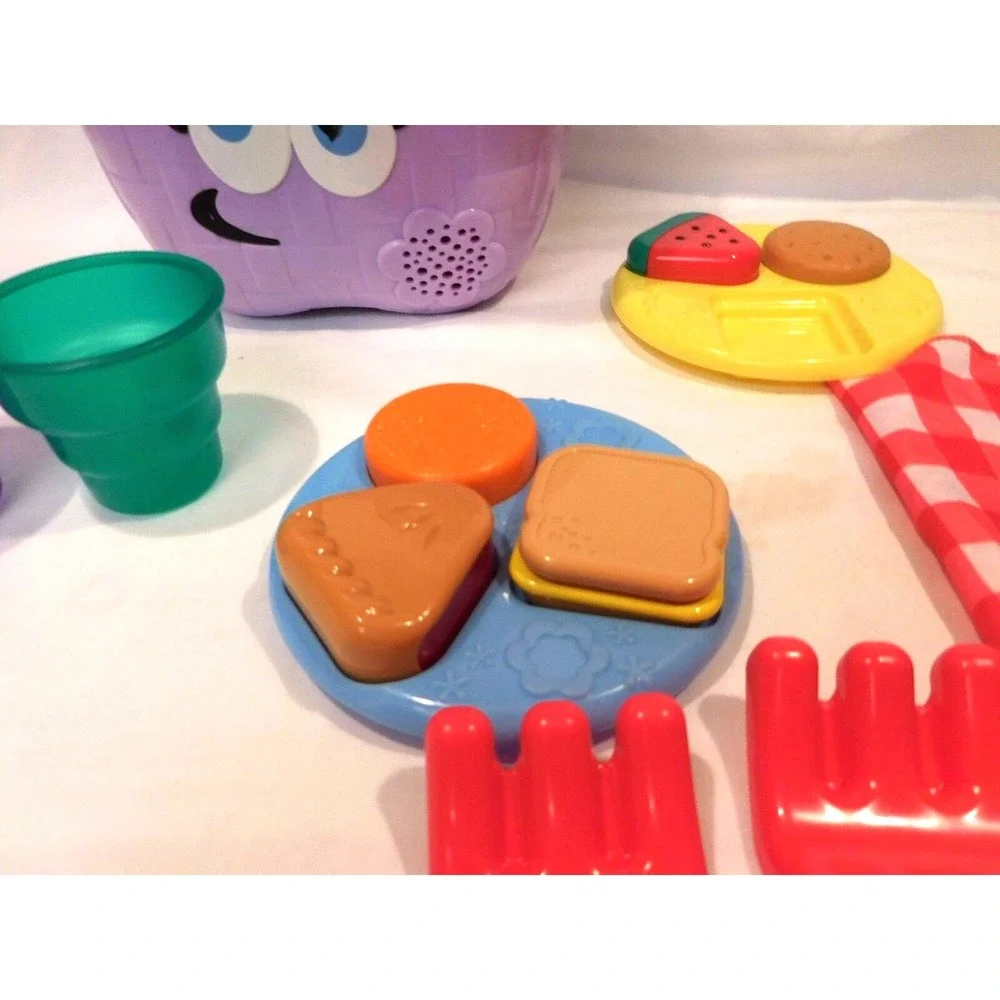 LeapFrog Shapes And Sharing Picnic Basket Toddler Toy Learning System